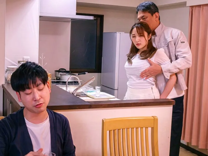 Người chồng yếu sinh lý, cô vợ tìm đến anh nhà kế bên chuối to